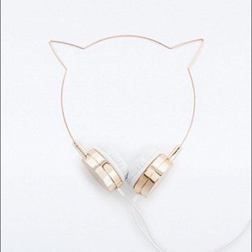 Cat Ear Wire Headphones